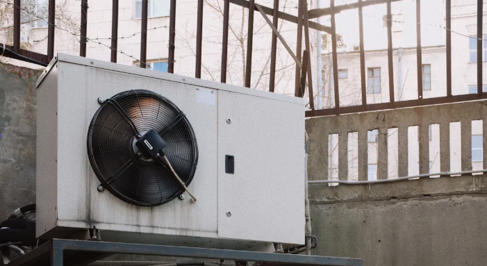 W&auml;rmepumpe Warmwasserbereiter gegen tanklos